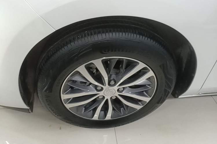 Used Buick GL8 2023 ES Lu Zun Comfort Model Left Front Wheel Hub