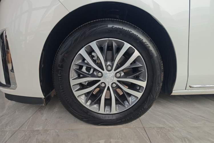 Used Buick GL8 2023 ES Lu Zun Comfort Model Left Front Wheel Hub