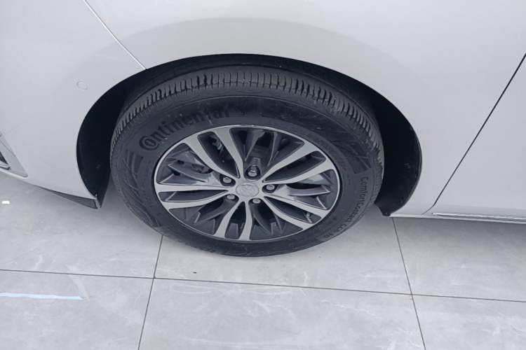 Used Buick GL8 2023 ES Lu Zun Deluxe Model Left Front Wheel Hub