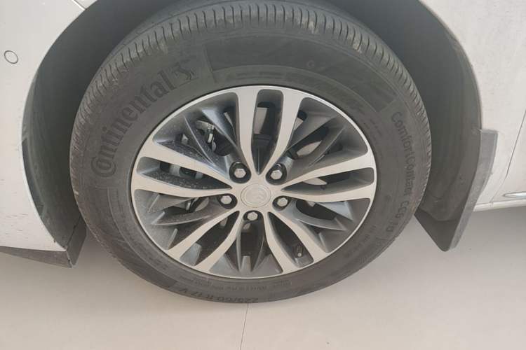 Used Buick GL8 2023 ES Lu Zun Deluxe Model Left Front Wheel Hub
