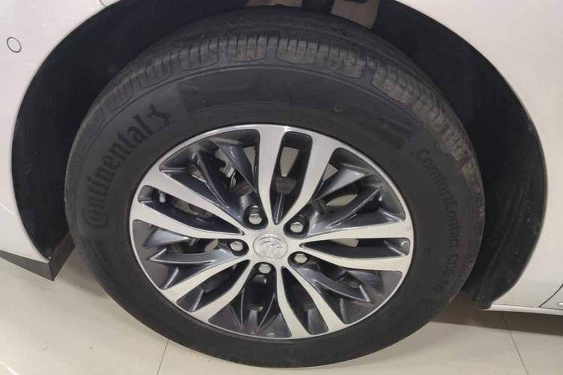 Used Buick GL8 2023 ES Lu Zun Deluxe Model Left Front Wheel Hub