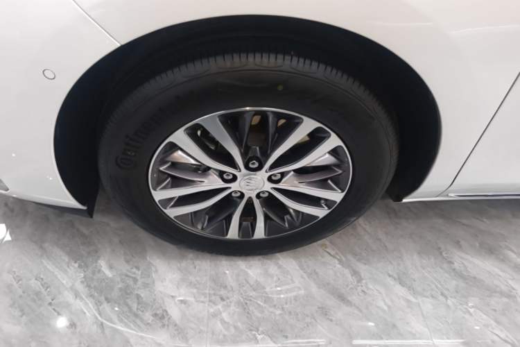Used Buick GL8 2023 ES Lu Zun Deluxe Model Left Front Wheel Hub