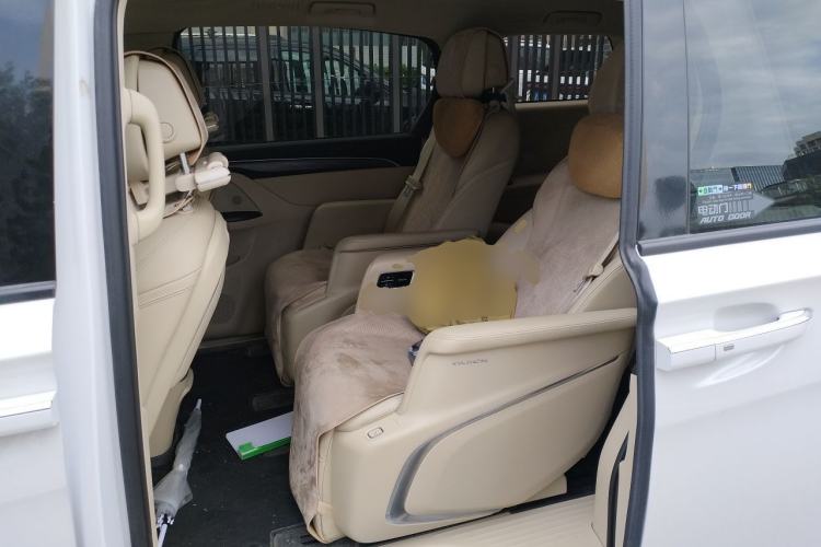 Used Buick GL8 2023 ES Lu Zun Luxury Model Left Rear Seat