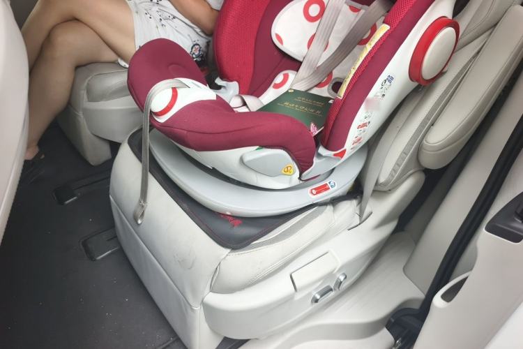 Used Buick GL8 2023 ES Lu Zun Luxury Edition and Yue Version Left Rear Seat