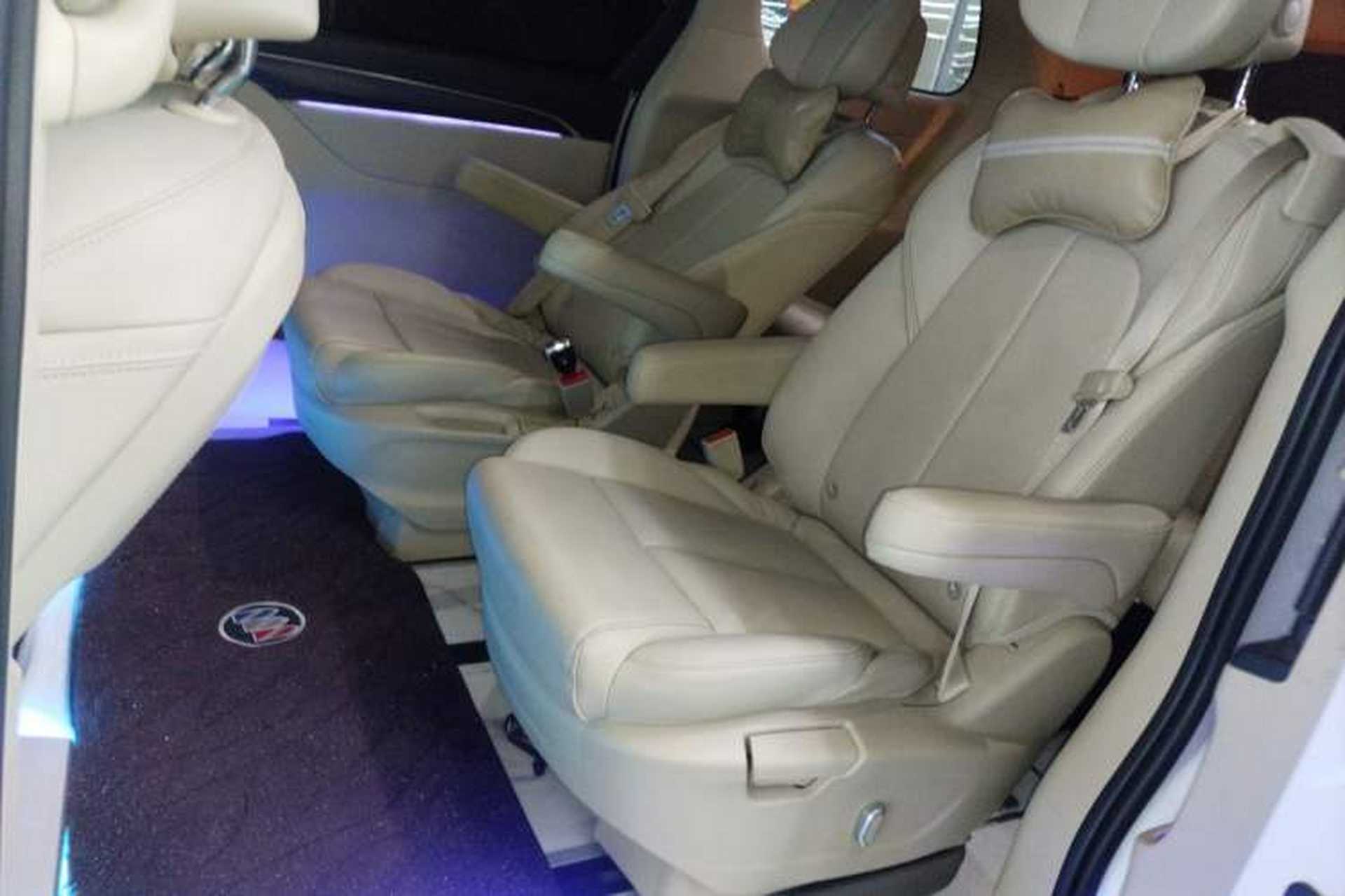Used Buick GL8 2023 ES Lu Zun Deluxe Model Left Rear Seat