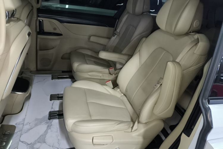 Used Buick GL8 2023 ES Lu Zun Deluxe Model Left Rear Seat