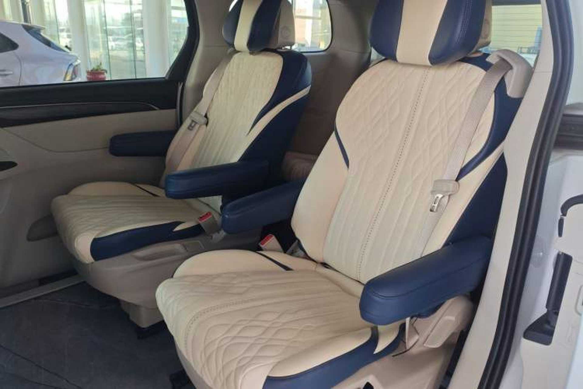 Used Buick GL8 2023 ES Lu Zun Comfort Model Left Rear Seat