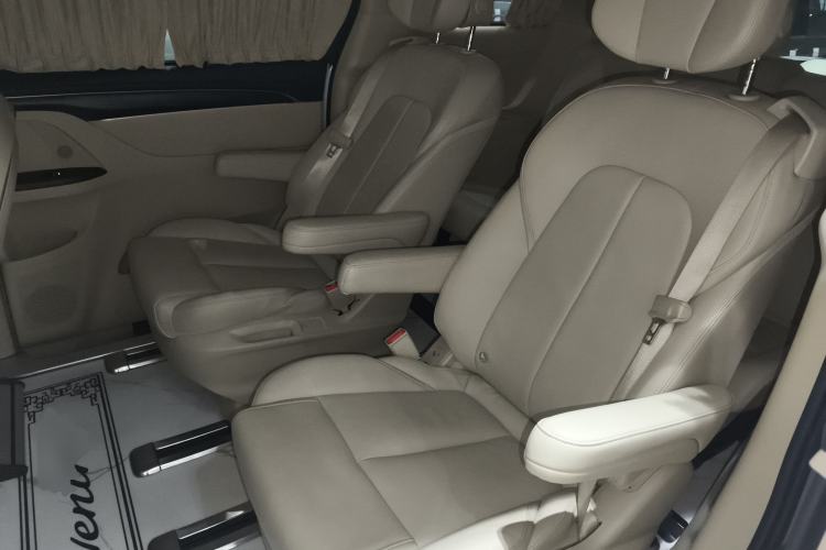 Used Buick GL8 2023 ES Lu Zun Deluxe Model Left Rear Seat