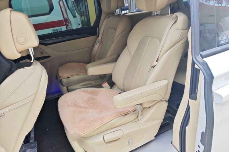 Used Buick GL8 2023 ES Lu Zun Deluxe Model Left Rear Seat