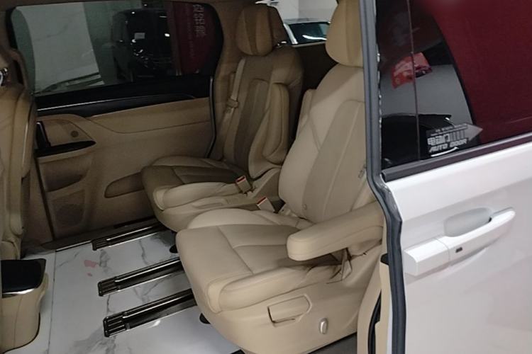 Used Buick GL8 2023 ES Lu Zun Deluxe Model Left Rear Seat