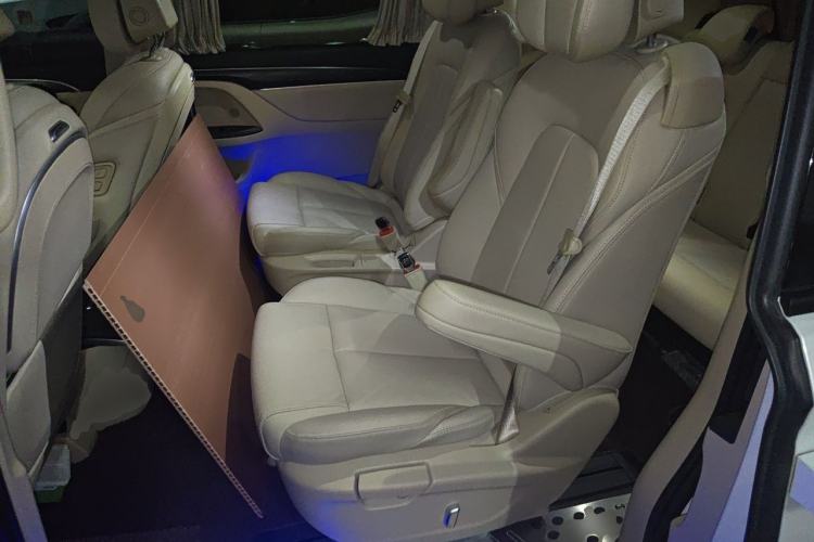 Used Buick GL8 2023 ES Lu Zun Deluxe Model Left Rear Seat
