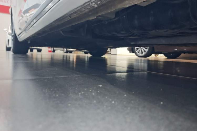 Used Buick GL8 2023 ES Lu Zun Deluxe Model Left Side Sill