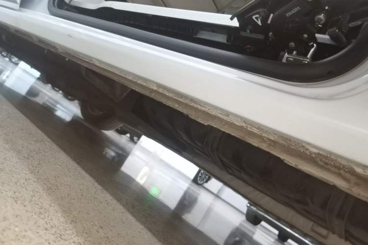 Used Buick GL8 2023 ES Lu Zun Comfort Model Left Side Sill