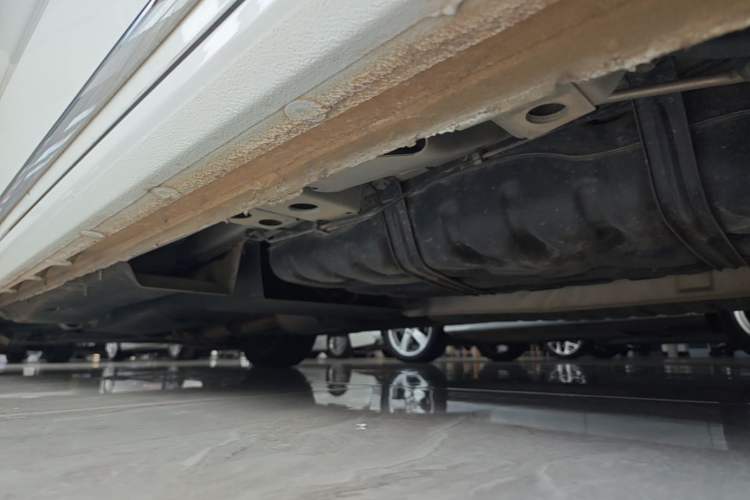 Used Buick GL8 2023 ES Lu Zun Comfort Model Left Side Sill