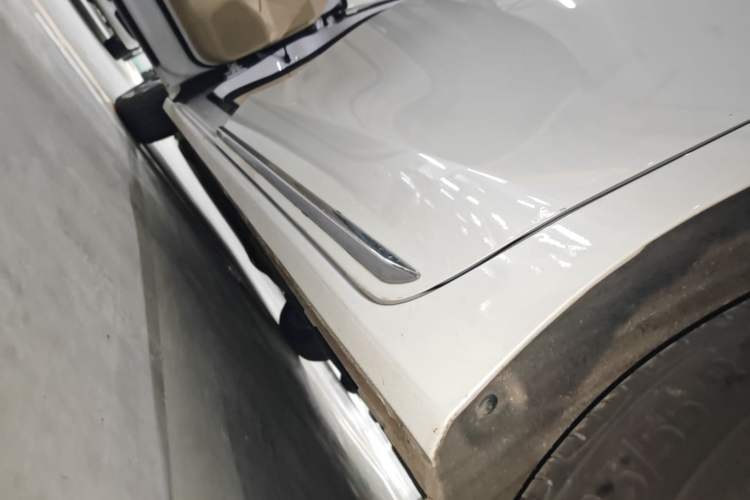 Used Buick GL8 2023 ES Lu Zun Luxury Model Left Side Sill