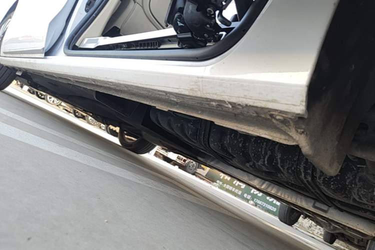 Used Buick GL8 2023 ES Lu Zun Luxury Model Left Side Sill