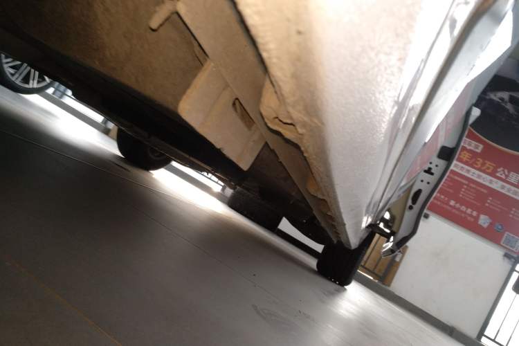 Used Buick GL8 2023 ES Lu Zun Deluxe Model Left Side Sill