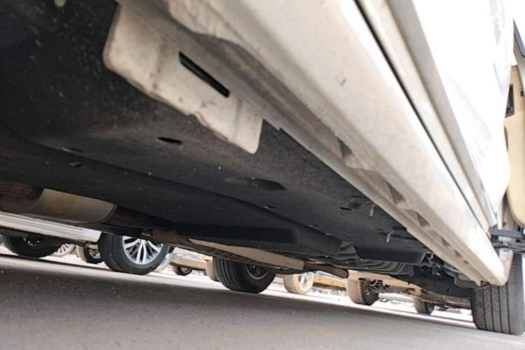Used Buick GL8 2023 ES Lu Zun Deluxe Model Left Side Sill