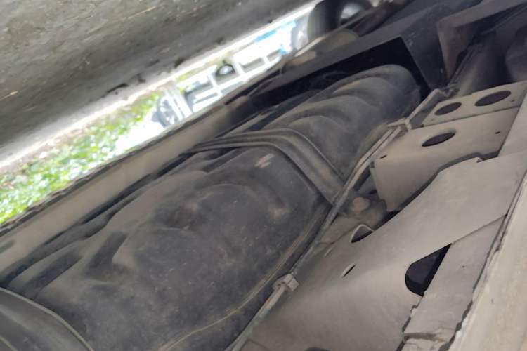 Used Buick GL8 2023 ES Lu Zun Deluxe Model Left Side Sill