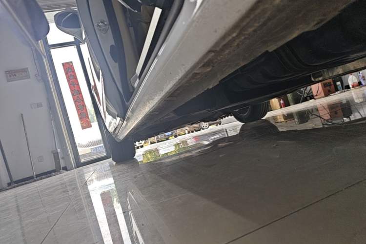 Used Buick GL8 2023 ES Lu Zun Deluxe Model Left Side Sill