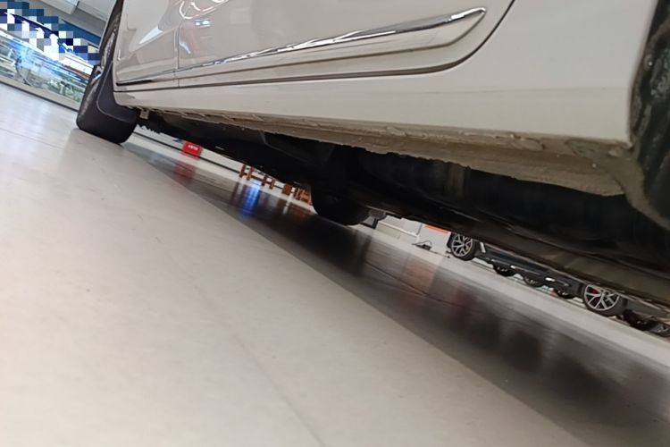 Used Buick GL8 2023 ES Lu Zun Deluxe Model Left Side Sill