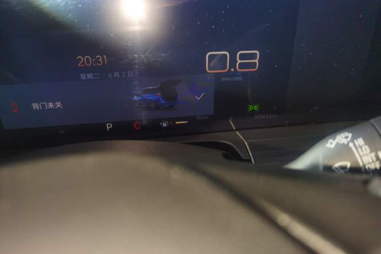 Used Buick GL8 2023 ES Lu Zun Deluxe Model Odometer Close Up