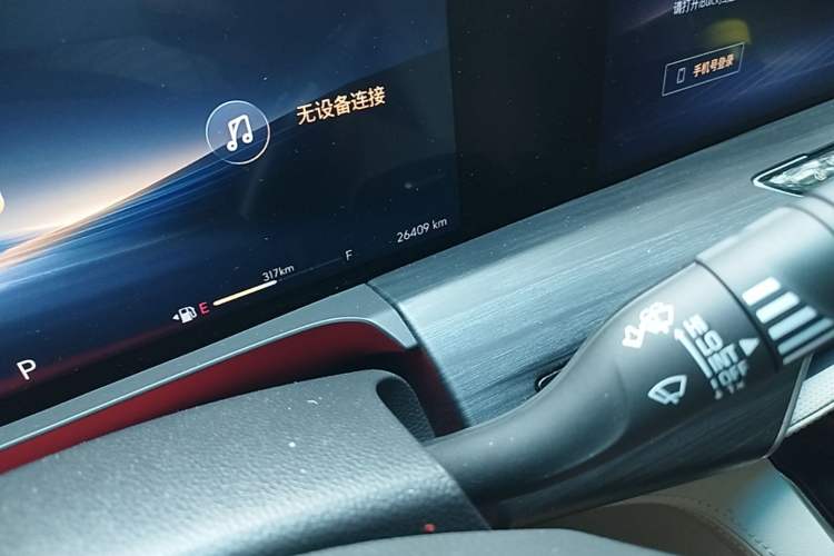 Used Buick GL8 2023 ES Lu Zun Comfort Model Odometer Close Up