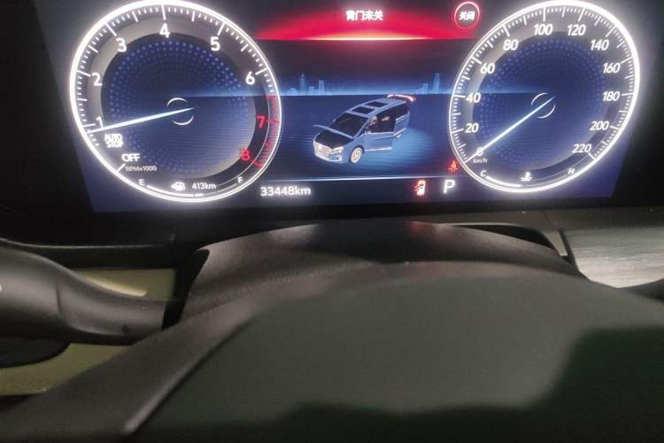 Used Buick GL8 2023 ES Lu Zun Deluxe and Yue Edition Odometer Close Up