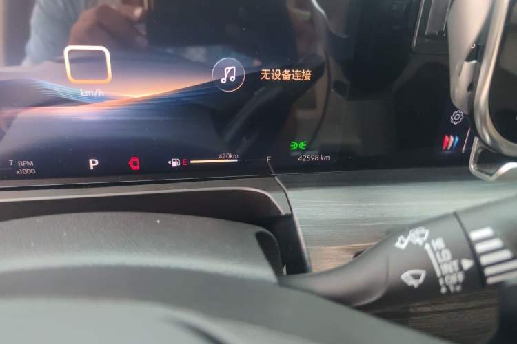Used Buick GL8 2023 ES Lu Zun Comfort Model Odometer Close Up