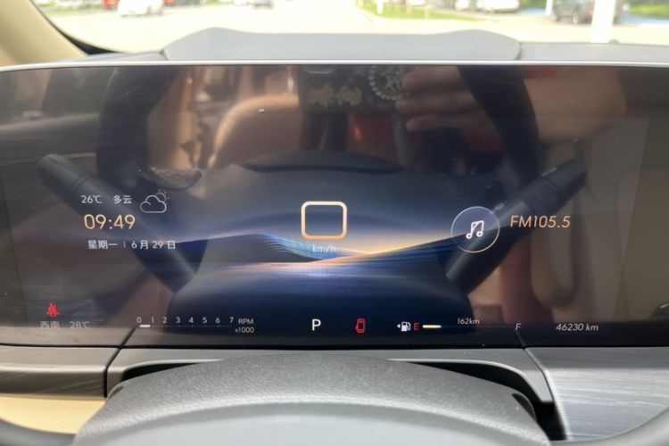 Used Buick GL8 2023 ES Lu Zun Deluxe Model Odometer Close Up