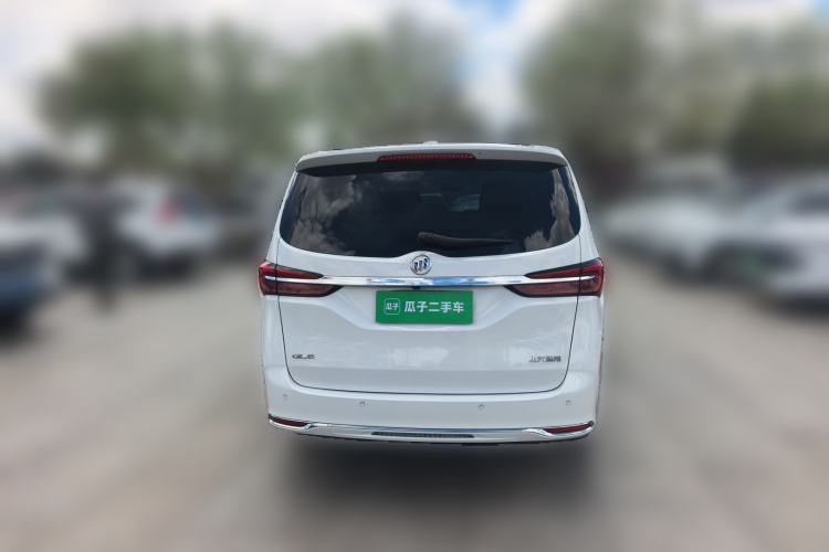 Used Buick GL8 2023 Facelifted Land Cruiser Executive Luxury Version Rear