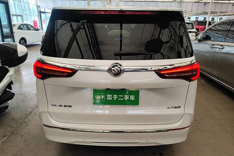 Used Buick GL8 2023 ES Lu Zun Luxury Edition and Yue Version Rear