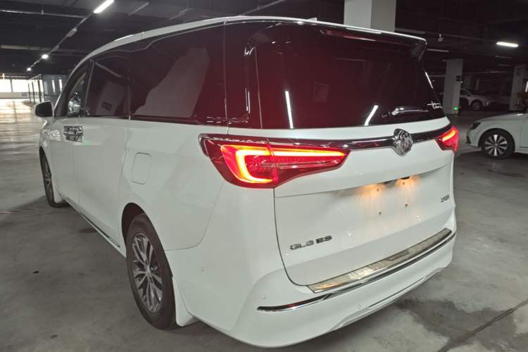 Used Buick GL8 2023 ES Lu Zun Deluxe Model Rear Left 45 Deg