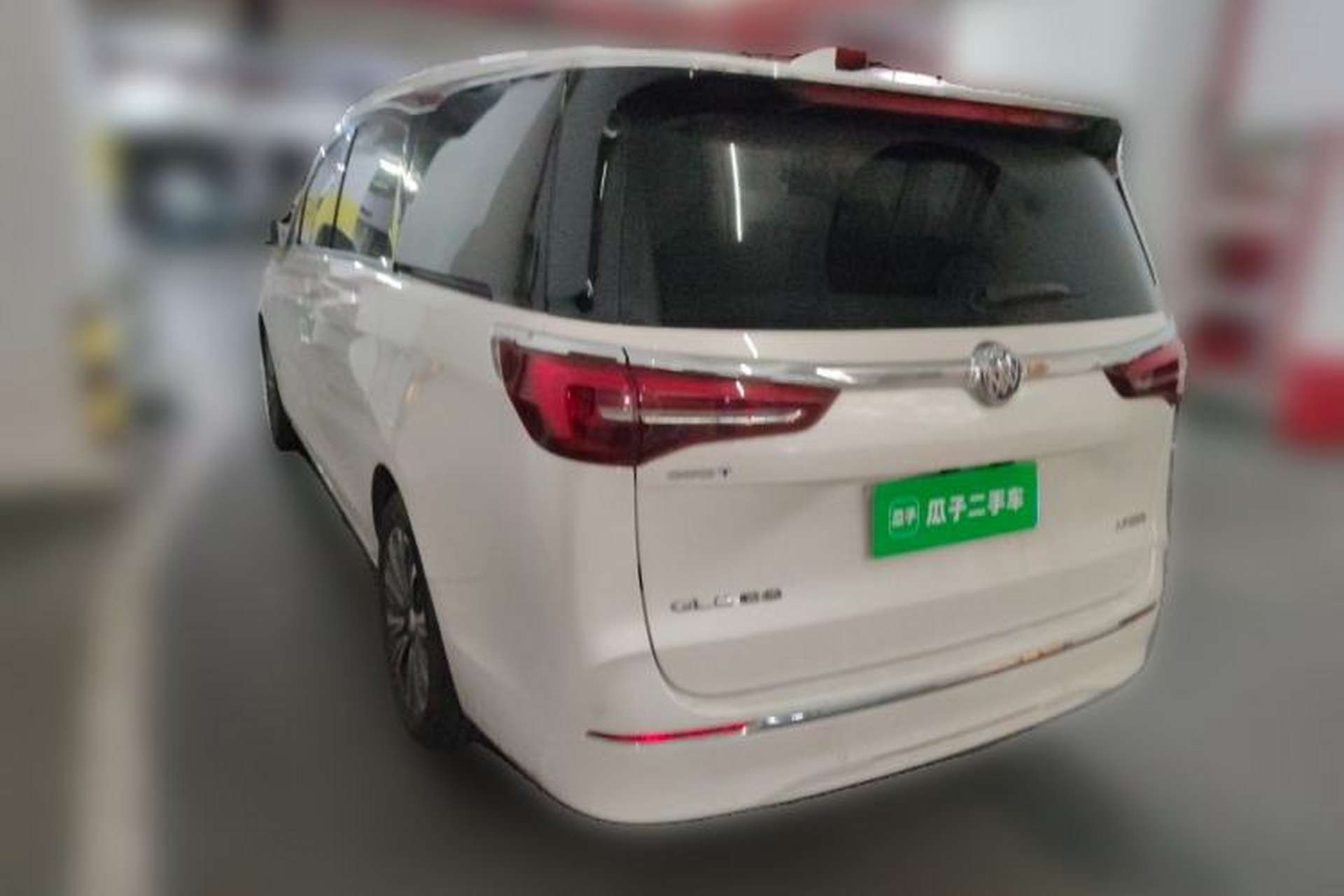 Used Buick GL8 2023 ES Lu Zun Luxury Model Rear Left 45 Deg