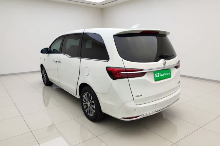 Used Buick GL8 2023 Facelifted Land Cruiser Executive Luxury Version Rear Left 45 Deg