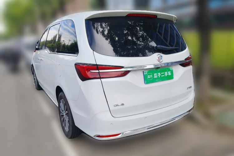 Used Buick GL8 2023 Facelifted Land Cruiser Executive Luxury Version Rear Left 45 Deg