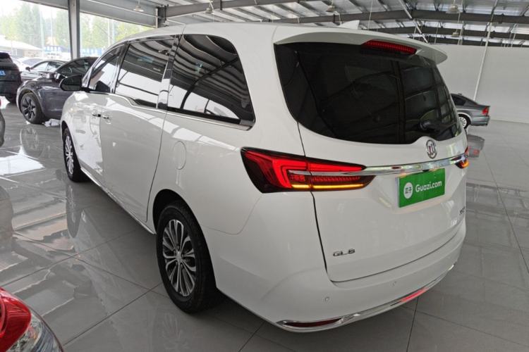 Used Buick GL8 2023 Facelifted Land Cruiser Executive Luxury Version Rear Left 45 Deg
