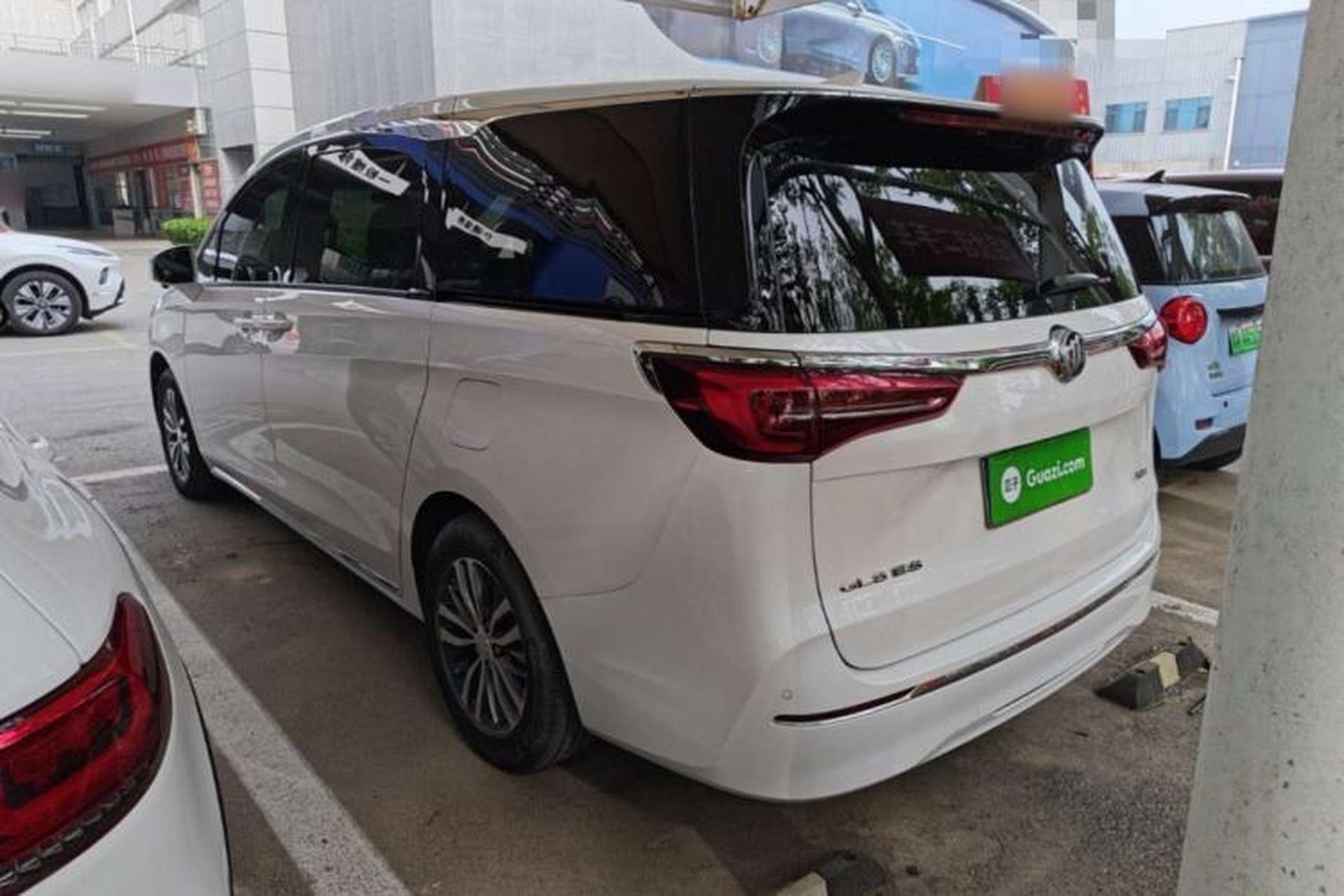 Used Buick GL8 2023 ES Lu Zun Comfort Model Rear Left 45 Deg