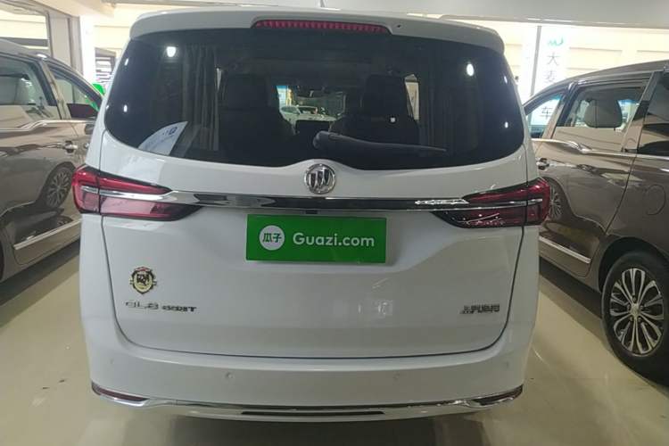 Used Buick GL8 2023 Land Executive Class Smart Enjoyment Model Rear