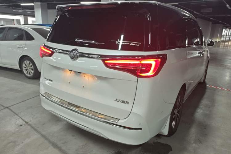 Used Buick GL8 2023 ES Lu Zun Deluxe Model Rear Right 45 Deg
