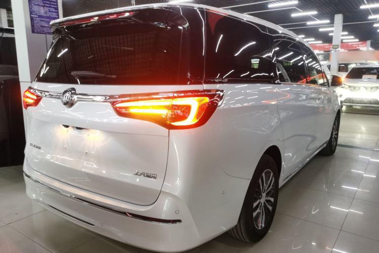 Used Buick GL8 2023 ES Lu Zun Deluxe Model Rear Right 45 Deg