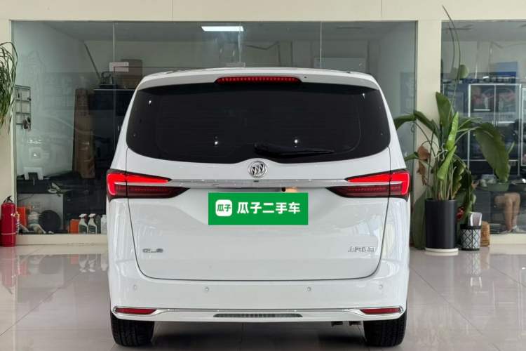 Used Buick GL8 2023 Land Executive Class Comfort Model Rear