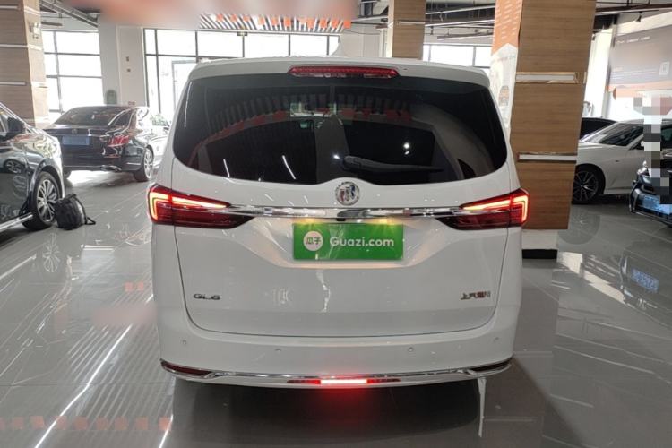 Used Buick GL8 2023 Facelifted Land Cruiser Executive Luxury Version Rear