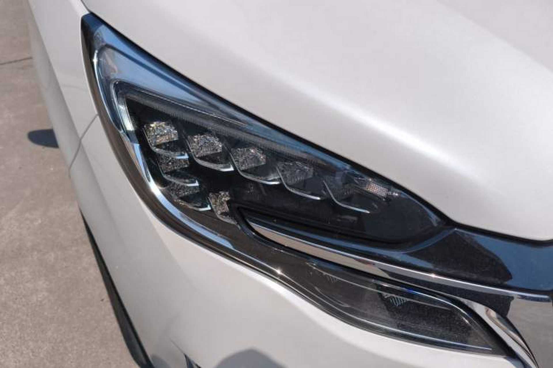 Used Buick GL8 2023 ES Lu Zun Flagship Model Right Front Headlight