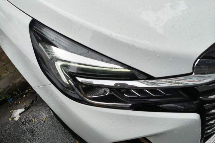 Used Buick GL8 2023 Land Executive Class Comfort Model Right Front Headlight