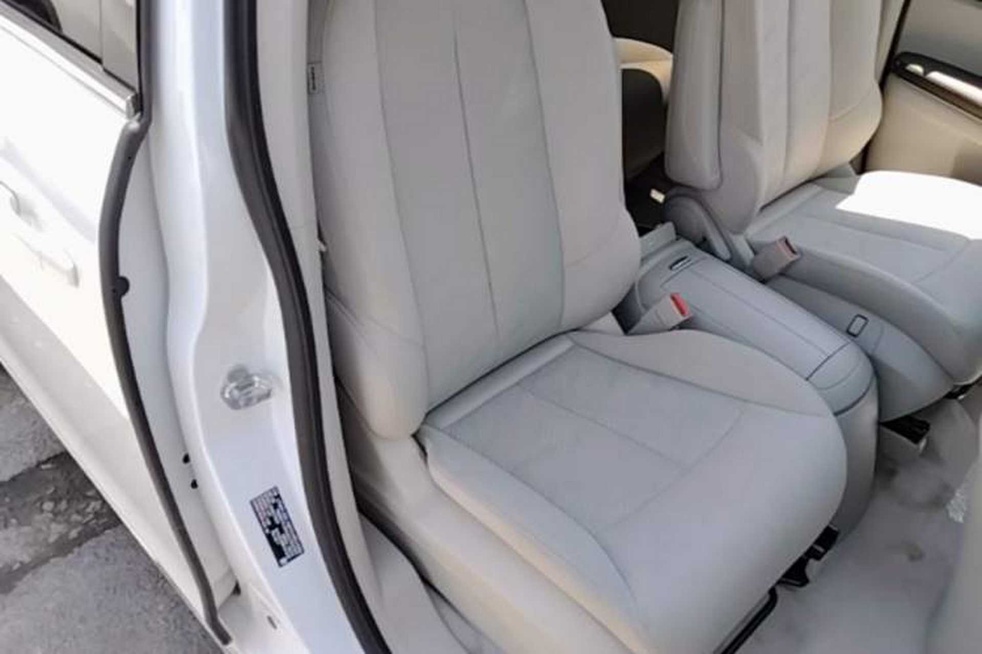 Used Buick GL8 2023 Land Executive Class Comfort Model Right Front Seat
