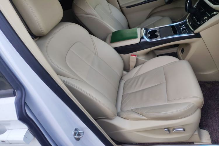 Used Buick GL8 2023 ES Lu Zun Deluxe Model Right Front Seat