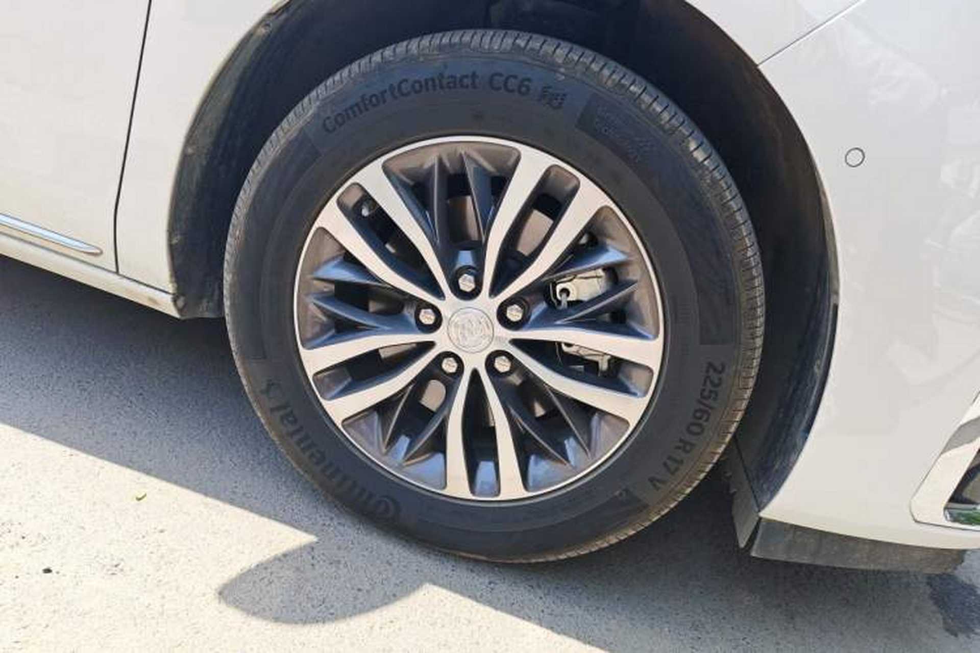 Used Buick GL8 2023 ES Lu Zun Deluxe Model Right Front Wheel Hub