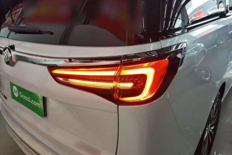 Used Buick GL8 2023 ES Lu Zun Deluxe Model Right Rear Taillight
