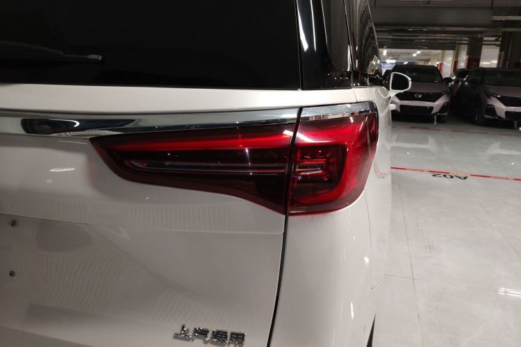 Used Buick GL8 2023 ES Lu Zun Deluxe and Yue Edition Right Rear Taillight